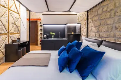 Letto o letti in una camera di Palazzo Residenza Madre by Dimorra