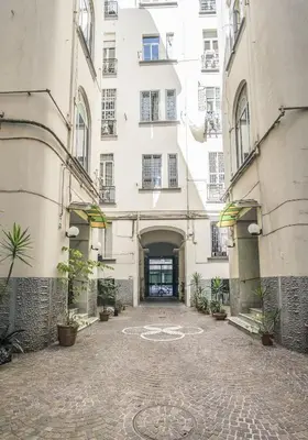 Facciata o entrata di Donna Luisa