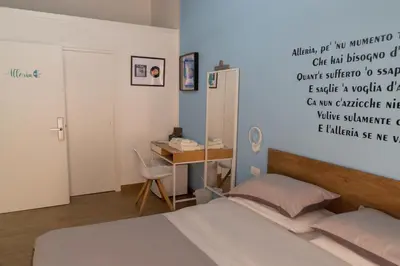 Letto o letti in una camera di Yes I Know My Room - Storico