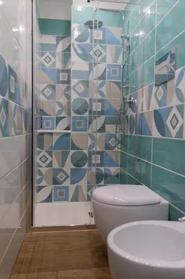 Bagno di Yes I Know My Room - Storico