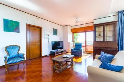 TV o dispositivi per l'intrattenimento presso Terrazza 30 by Napoliapartments