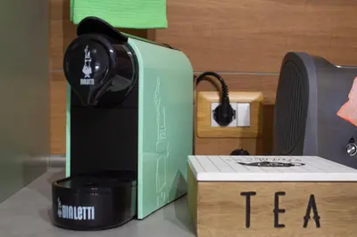 Set per la preparazione di tè e caffè presso GREGORIUS CHIRINGUITO