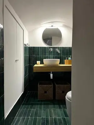 Bagno di La finestra su Chiaia