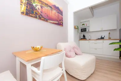 Cucina o angolo cottura di Michelangelo 80 Apartment