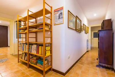 Biblioteca nell'appartamento