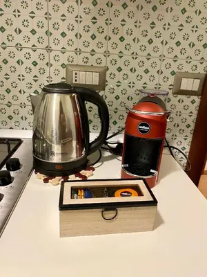 Set per la preparazione di tè e caffè presso KeRoM16 la tua casa a Napoli
