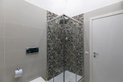 Bagno di MY BRILLIANT HOME WITH JACUZZI 2 STEPS FROM St TOLEDO