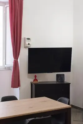 TV o dispositivi per l'intrattenimento presso Madaleni Home Plebiscito