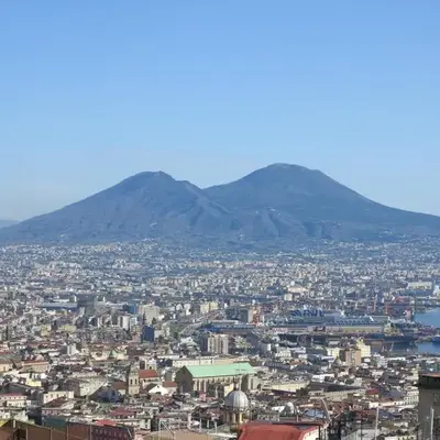 New panoramic apartment - half way Center-Vomero district