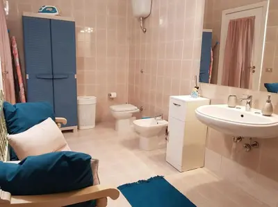 Bagno di Fashion Cathedral apARTment, Centro Storico Napoli