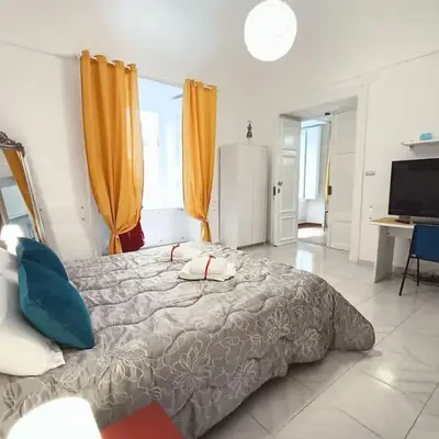 Fashion Cathedral apARTment