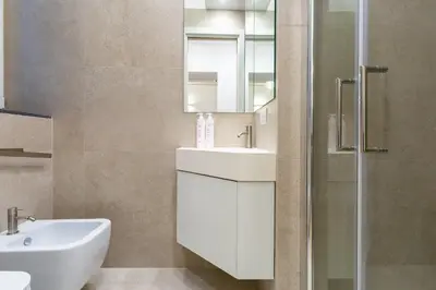 Bagno di Cozy Studio in Chiaia district by Wonderful Italy