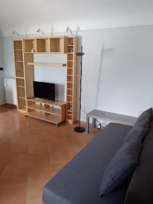 TV o dispositivi per l'intrattenimento presso Uno sguardo sui tetti