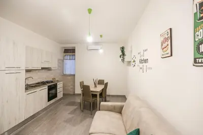 Cucina o angolo cottura di Habitat: Luxury home Napoli centro