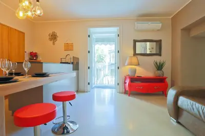 Area soggiorno di Fate Foria Style House
