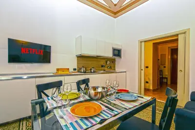 Cucina o angolo cottura di Casa Palazzo Dini Family-Friends Apartment - By Gocce Team