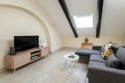 TV o dispositivi per l'intrattenimento presso Les Maisons Napoli