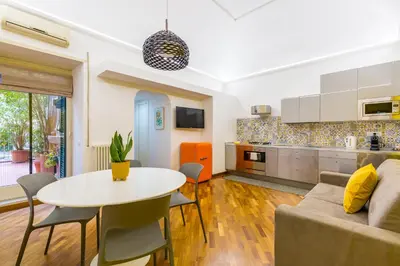 Cucina o angolo cottura di Casa Fiorita alla Riviera by Napoliapartments