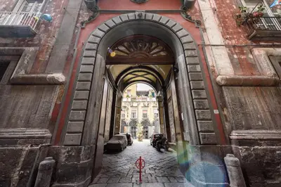 Facciata o entrata di Via Atri 37